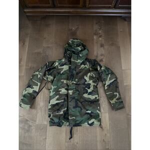 US Military Parka Mens Small Long Cold Weather Camouflage Camo Jacket